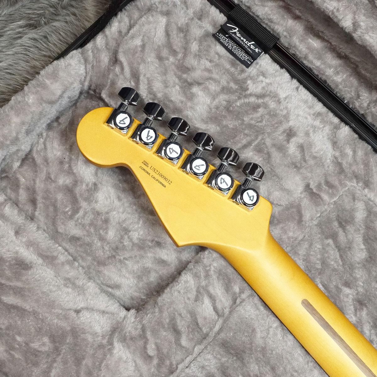 American Ultra Stratocaster HSS RW Cobra Blue Fender
