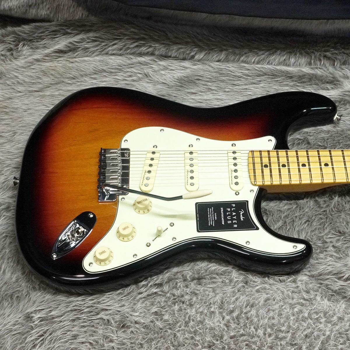 Player Plus Stratocaster MN 3-Color Sunburst Fender エレクトリック