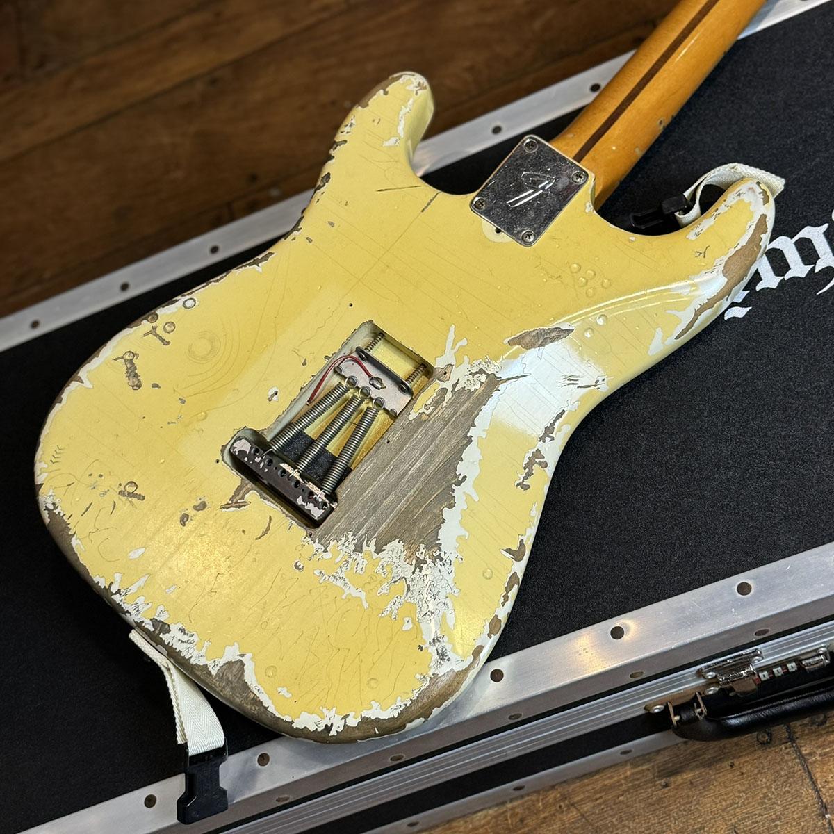 Stratocaster duck風　レリック加工 Yngwie Malmsteen Tribute ”DUCK” Stratocaster ”PLAY LOUD