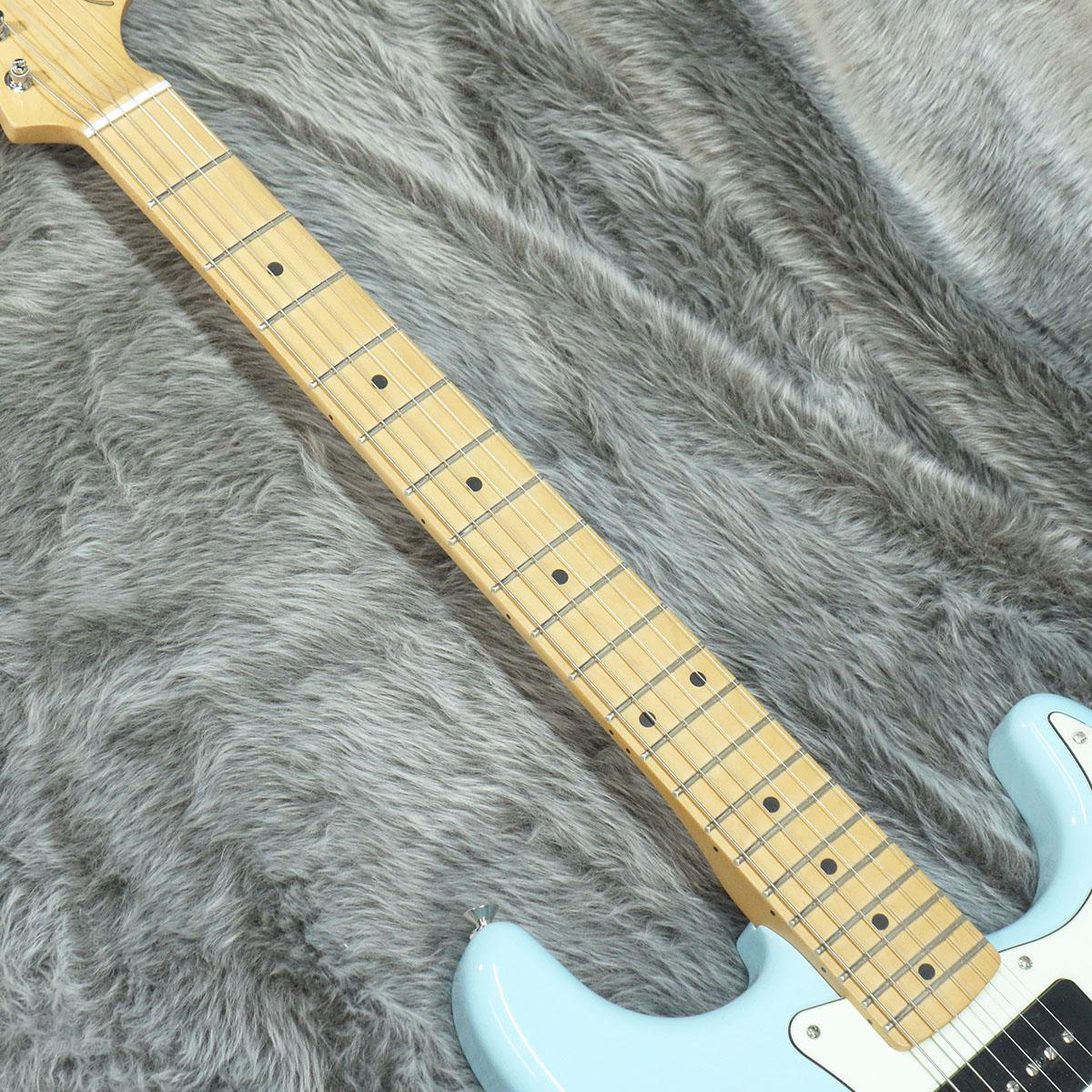 Noventa Stratocaster MN Daphne Blue Fender エレクトリックギター