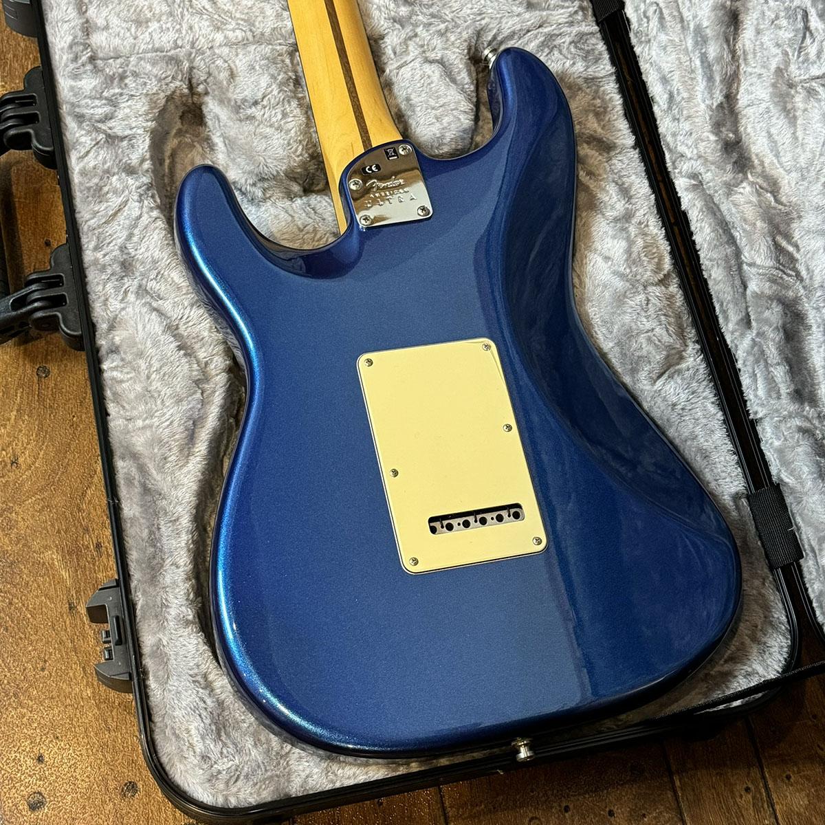 American Ultra Stratocaster HSS Cobra Blue 2020 Fender USA