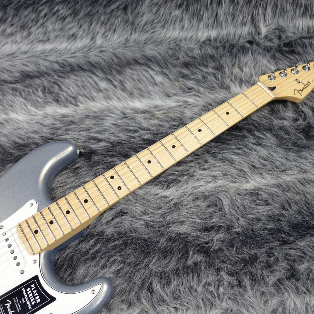 Player Stratocaster HSS Silver/M Fender エレクトリックギター