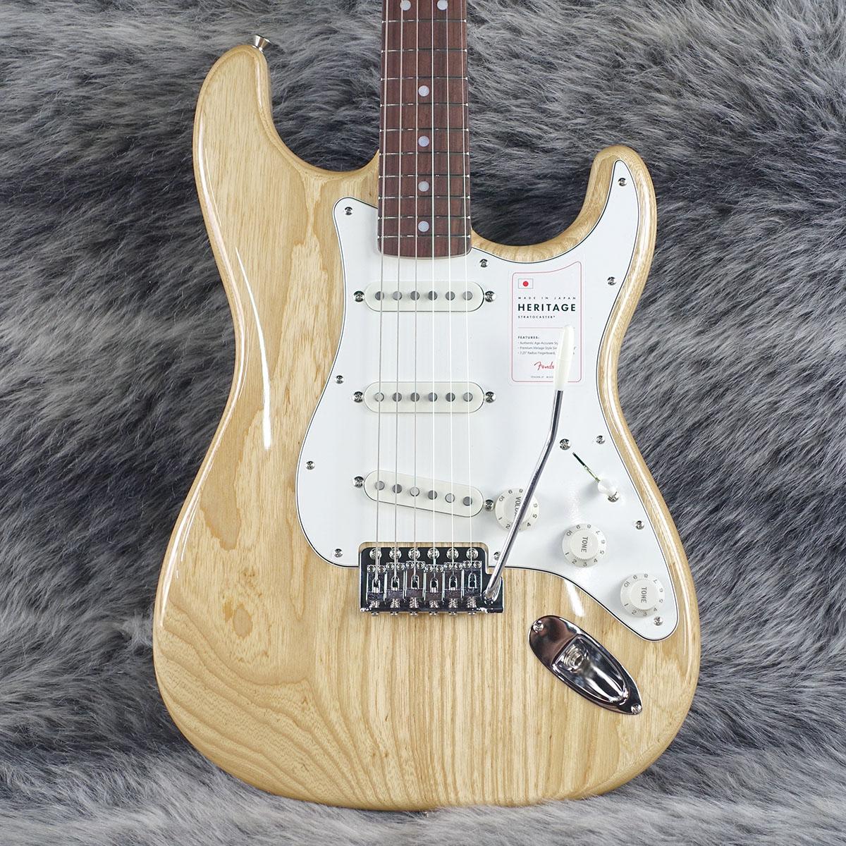 Made in Japan Heritage 70s Stratocaster / Natural Fender
