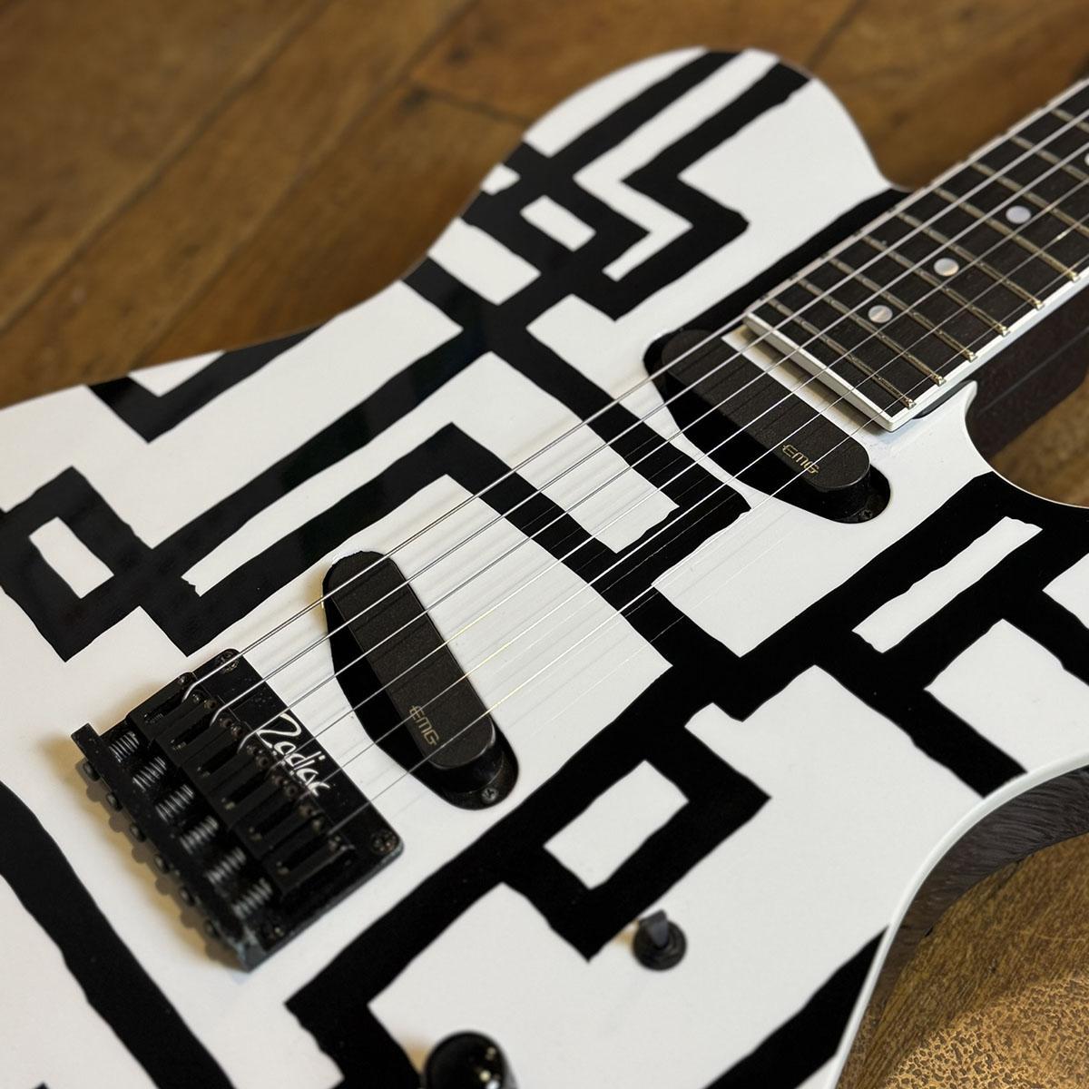 TC-HOTEI.R White Black Line Zodiacworks エレクトリックギター