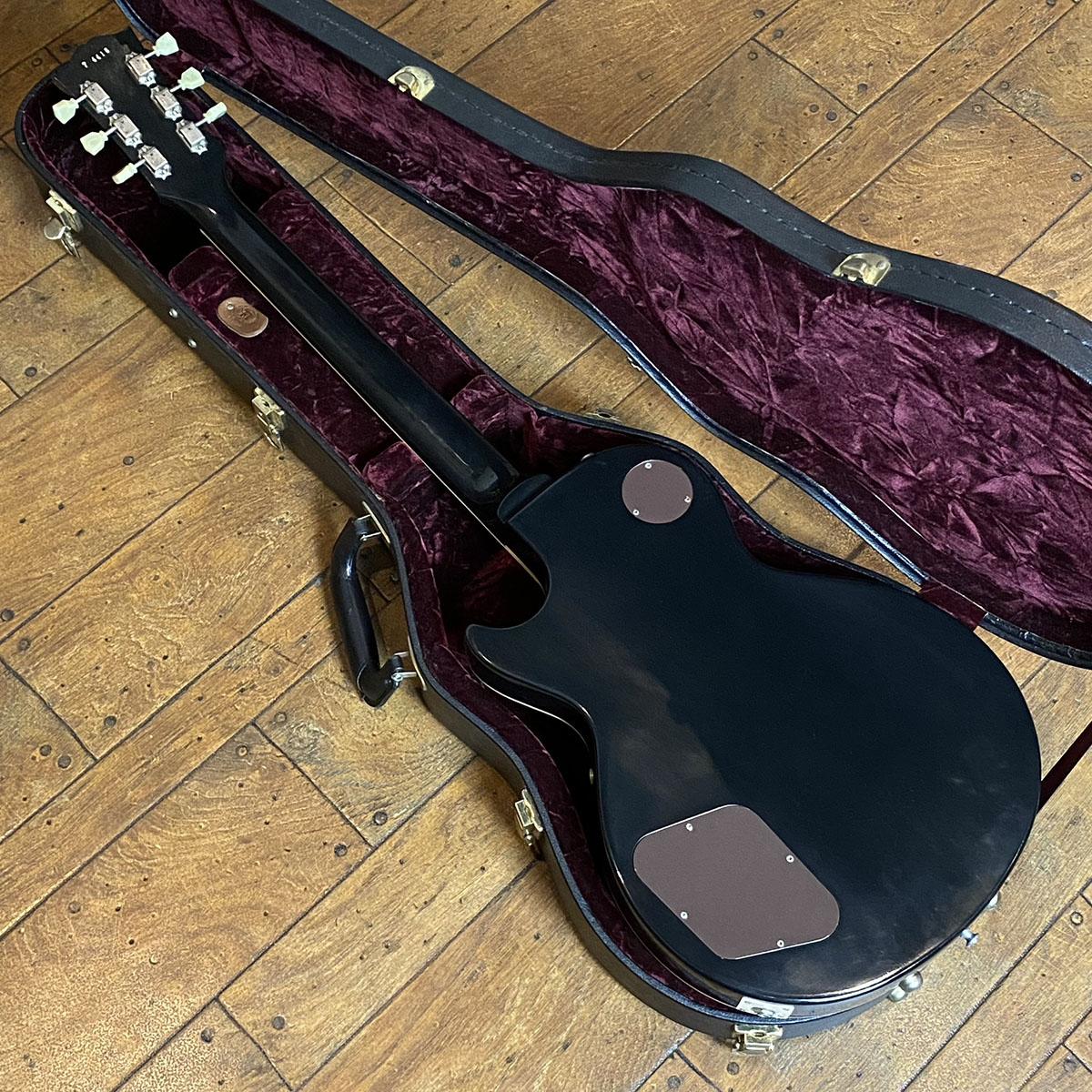 Historic Collection 1957 Les Paul Standard Reissue VOS All Ebony