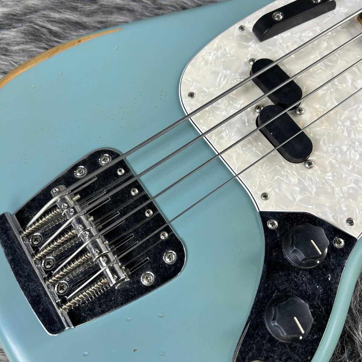 JMJ Road Worn Mustang Bass Rosewood Fingerboard Faded Daphne Blue