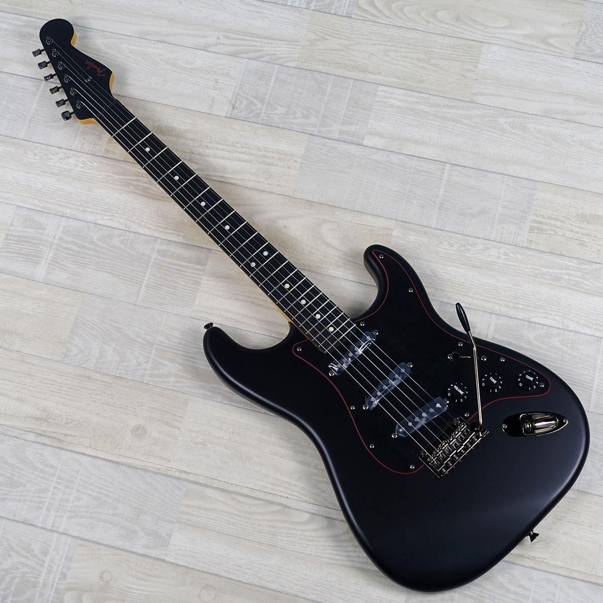 Made in Japan Limited Hybrid II Stratocaster Noir Black Fender