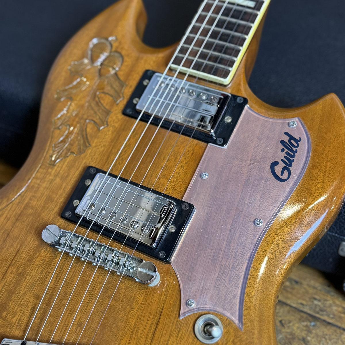 S-100 Carved ”Acorn” 1974 Guild エレクトリックギター SGタイプ 商品