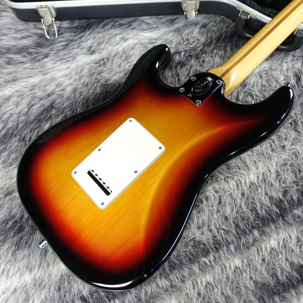50th Anniversary American Deluxe Stratocaster 3-Color Sunburst