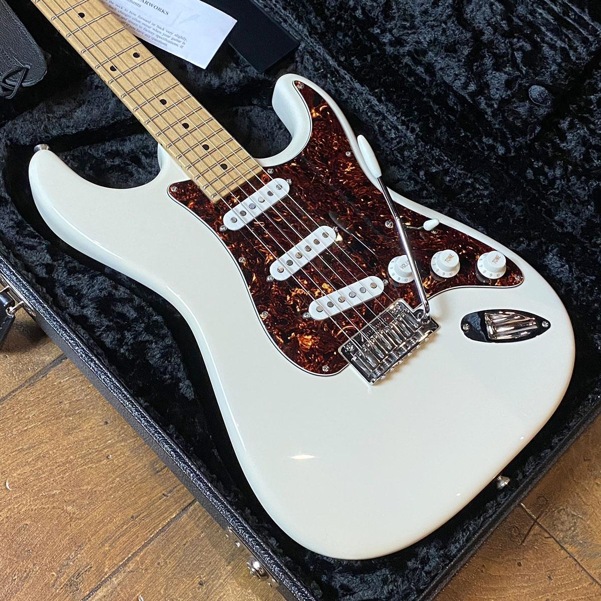 Icon Classic S Caramel Maple Neck Olympic White 2021 TOM ANDERSON