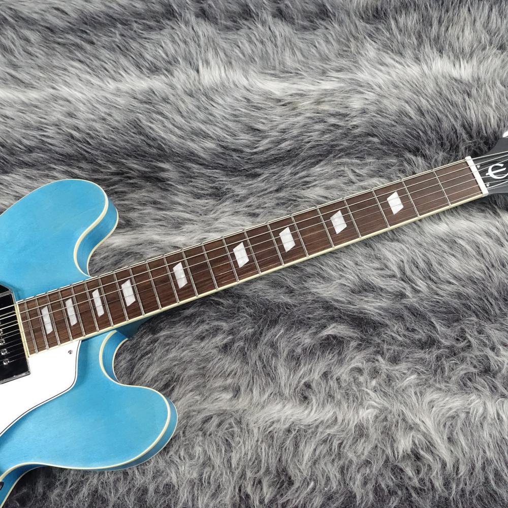 【美品・レア】Epiphone Casino Worn Blue Denim Epiphone Casino Worn ~Worn Blue Denim~ 中古 幅広い世代から支持を