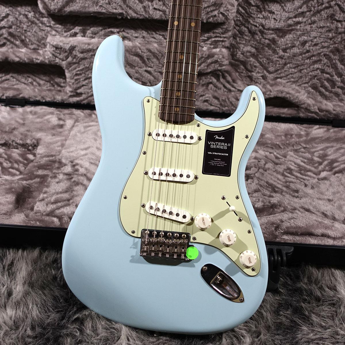 美品　fender Vintera Road Worn Stratocaster Fender Limited Edition Vintera II Road Worn '60s