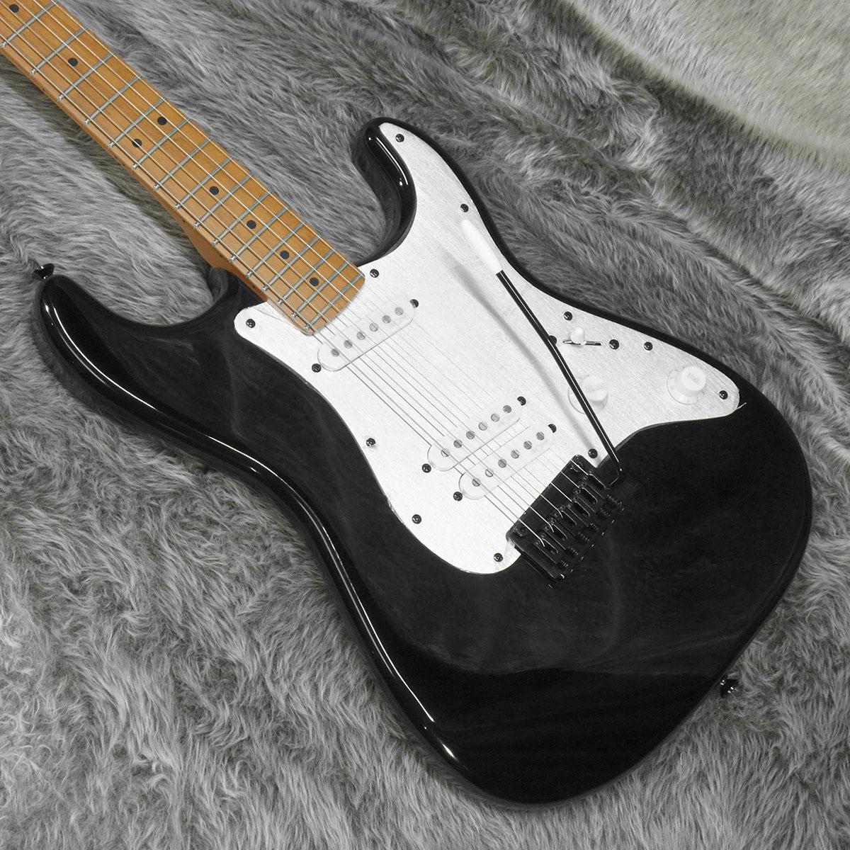 Contemporary Stratocaster Special Roasted MN Silver Anodized Pickguard Black