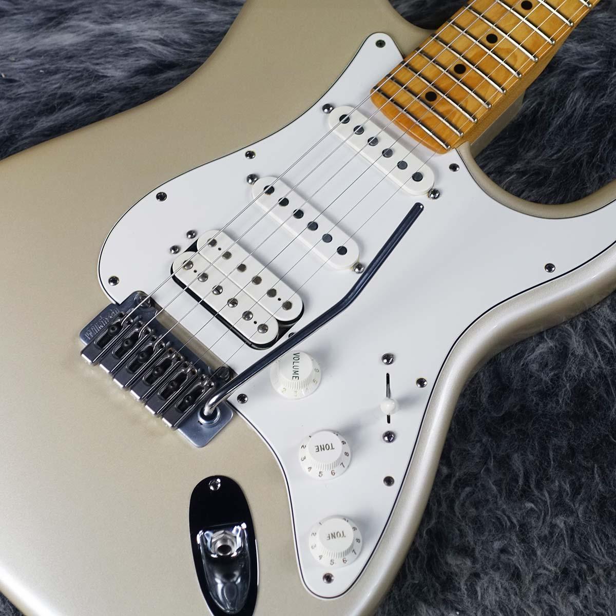 Fender American standardストラト　シールド付 Fender American Standard Stratocaster Sunburst 1998