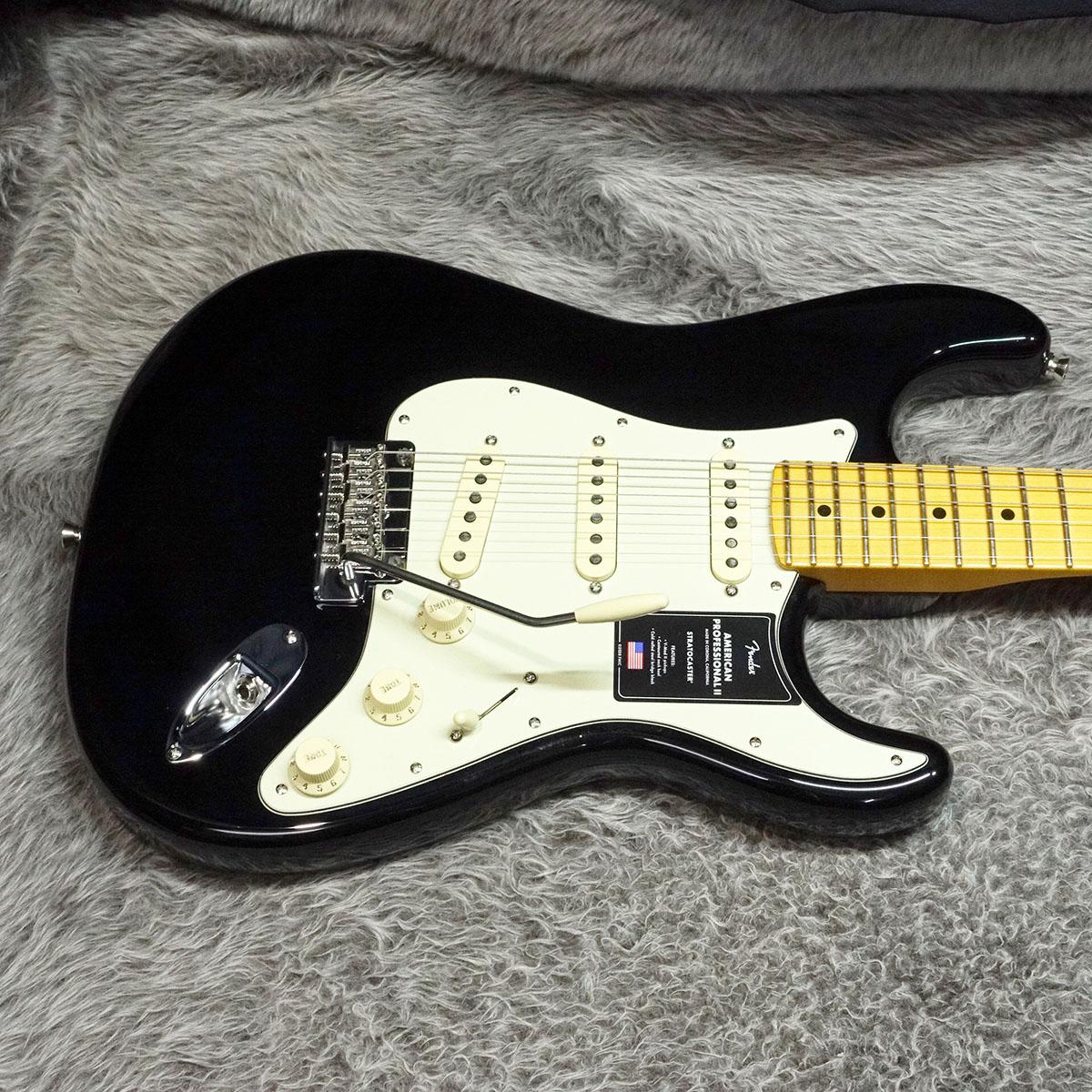 【ほぼ新品特価】Fender アメプロ II ストラト Fender【半期決算セール】American Professional II