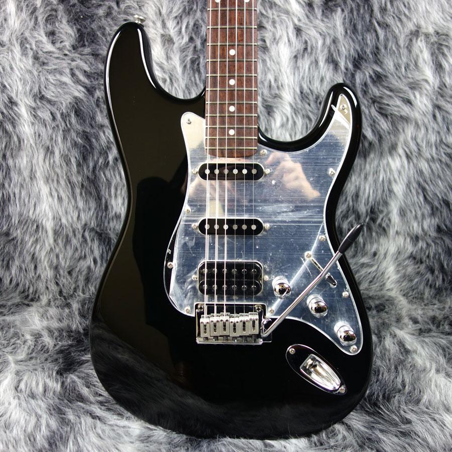 Squier Standard Stratocaster HSS Black <スクワイア>|平野楽器