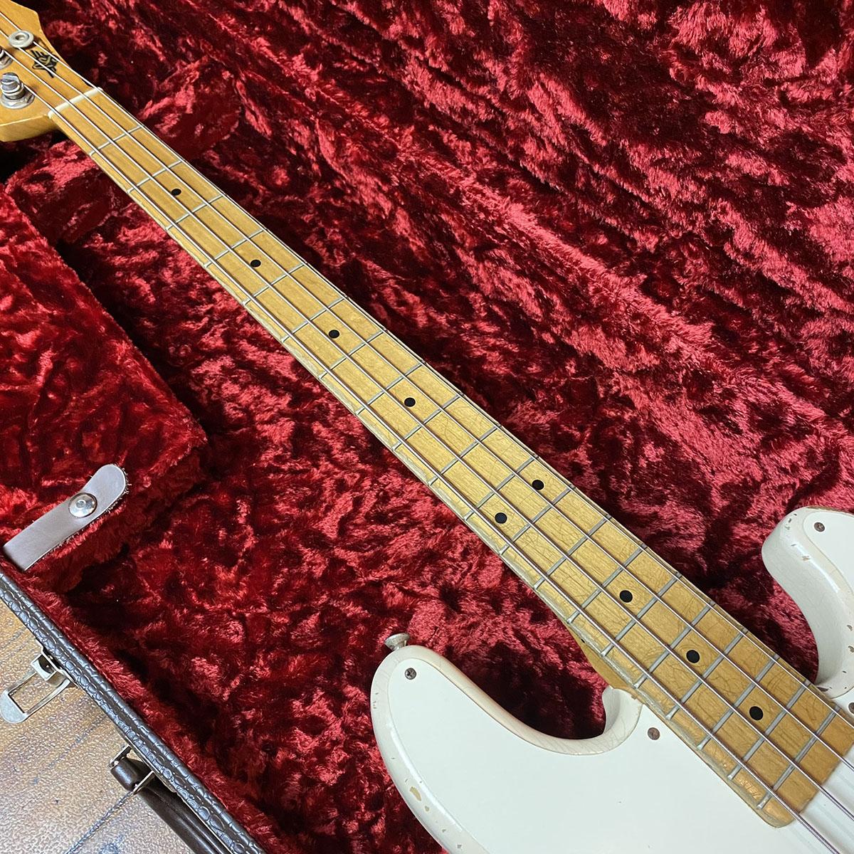 珍しいベースがやってきました。RS GuitarworksのOld Friend P