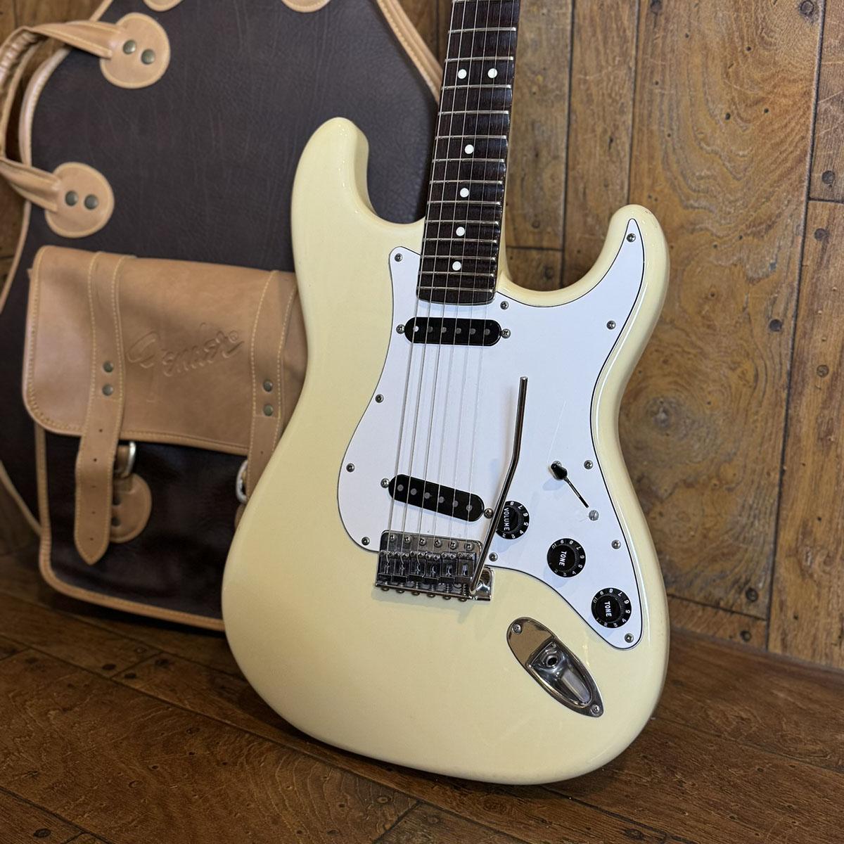 FENDER JAPANストラト リッチーブラックモアモデル