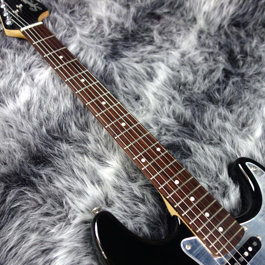Squier Standard Stratocaster HSS Black <スクワイア>|平野楽器