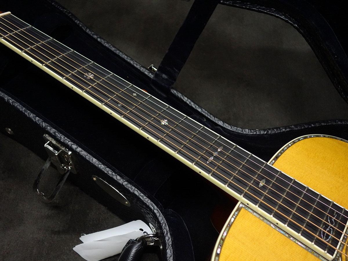 ギター Martin 000-42SQ Martin Guitars 000-42 Modern Deluxe Spruce/Rosewood Acoustic