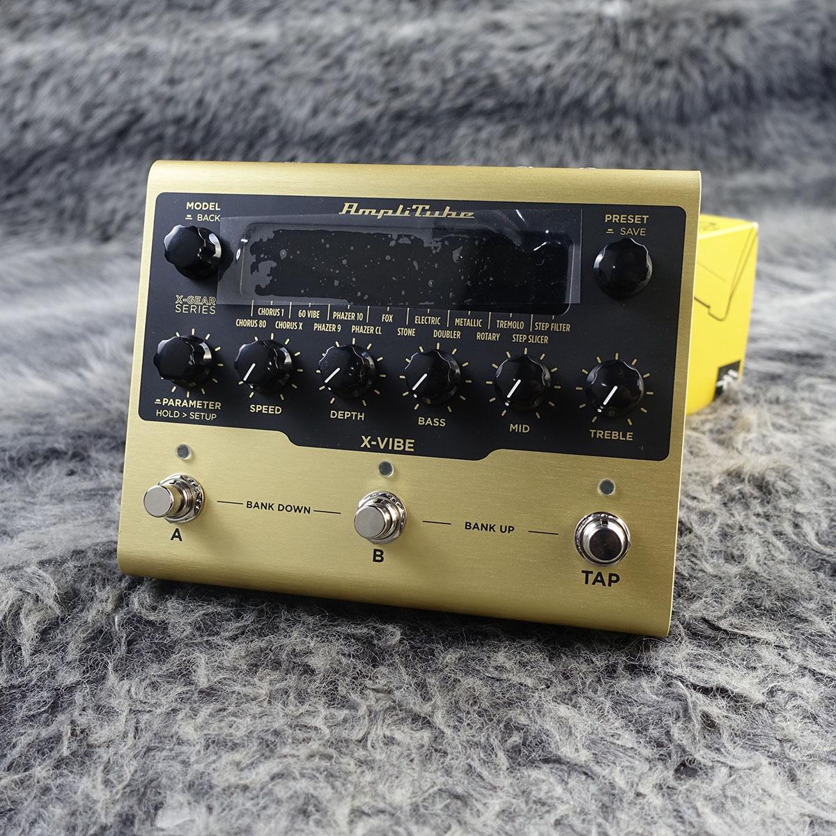 AmpliTube X-VIBE エフェクター ゴールド IK Multimedia X-VIBE Multi Modulation Pedal Review and Demo