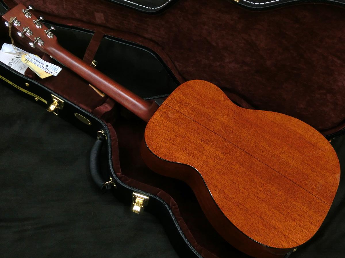 2013 Martin 00-18v Sitka/Mahogany (Pre-owned) – Mak's Guitars