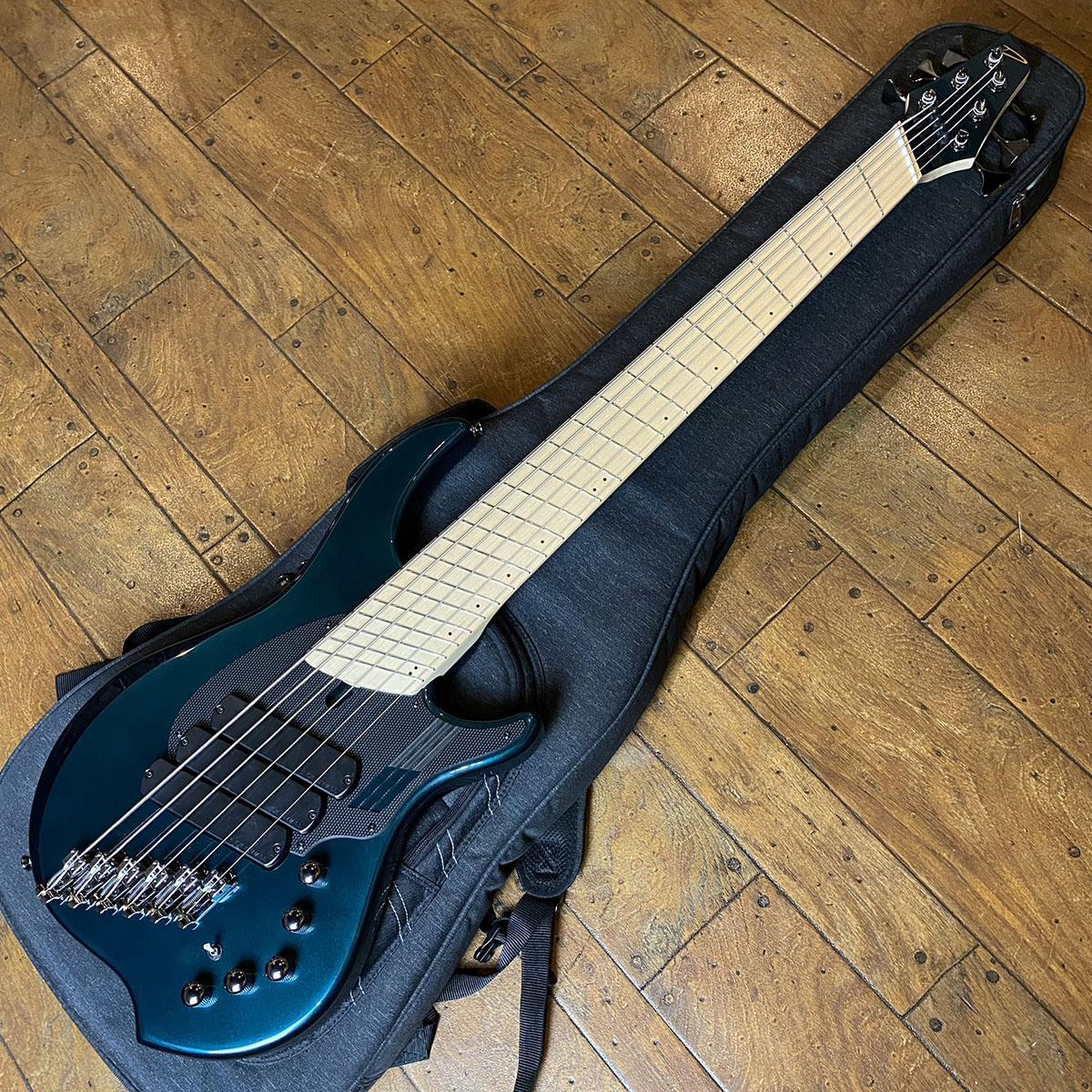 印象のデザイン Dingwall NG-3 6 String Adam  ベース