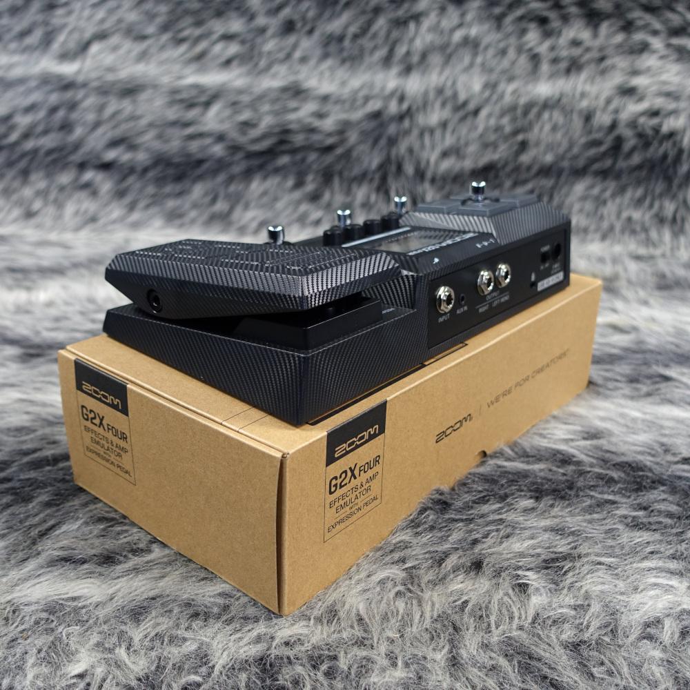 ZOOM G2X FOUR <ズーム>｜平野楽器 ロッキン オンラインストア