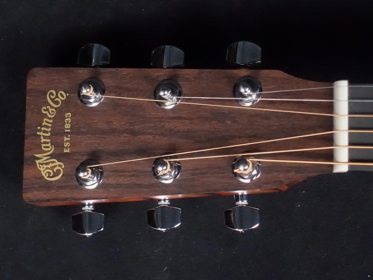 Martin 0-X1E-01超美品！マーチンエレアコ純正ギグバッグ付