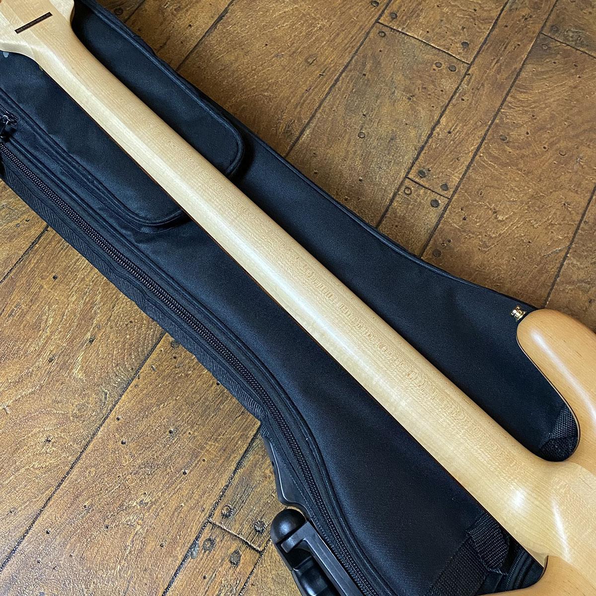 res_a0dea04817eba26278788891dc