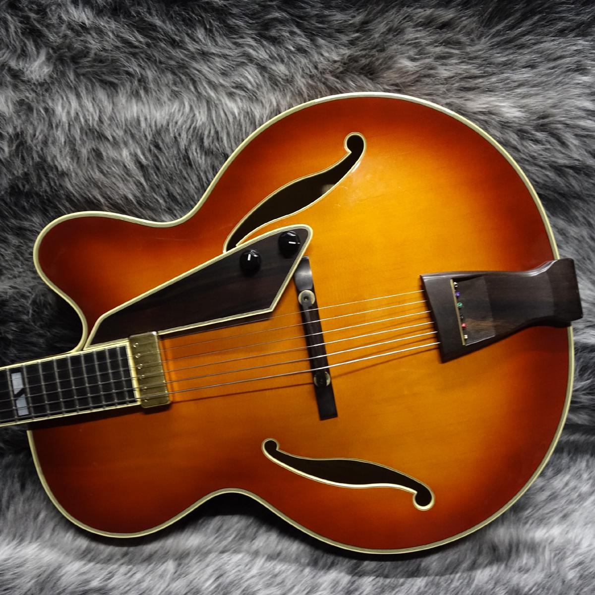 D'Aquisto DQ-NYE -New Yorker- Almond Burst <ダキスト>｜平野