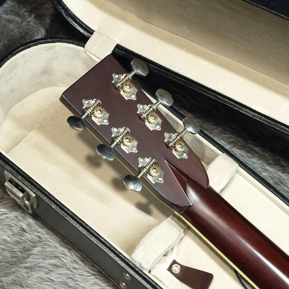 Santa Cruz OM Custom w/Vintage PG 