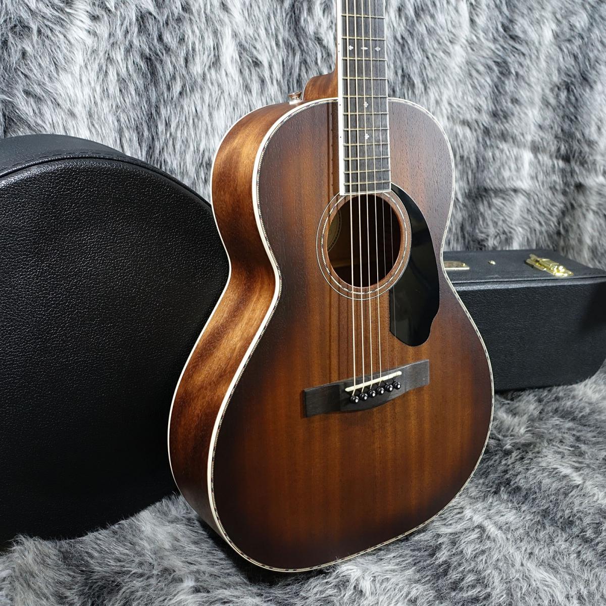 FENDER / PS-220E Parlor Natural 未使用に近い