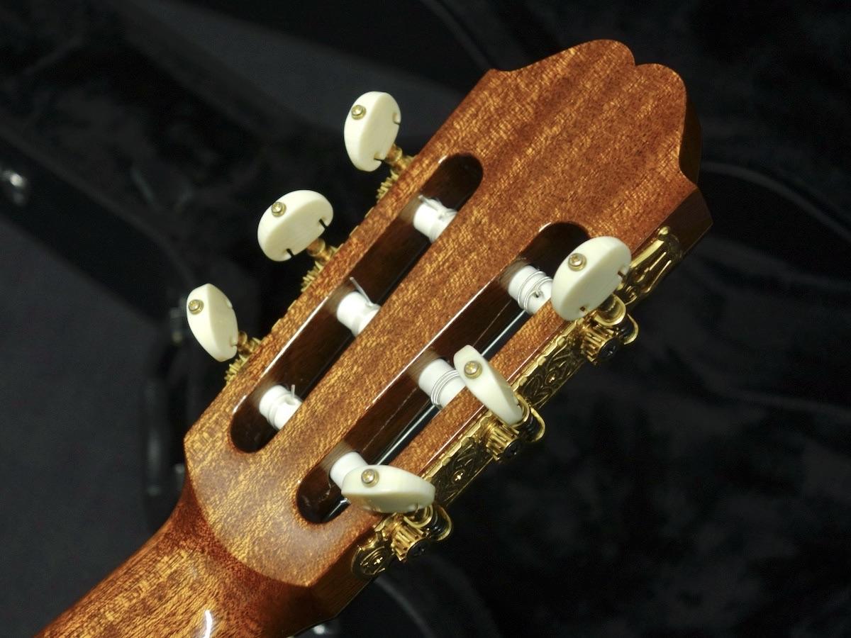 ２セット以上購入で、おまけ１本 小平ギター KODAIRA GUITAR AST-150C (クラシックギター) (送料無料)(ご予約受付中) 