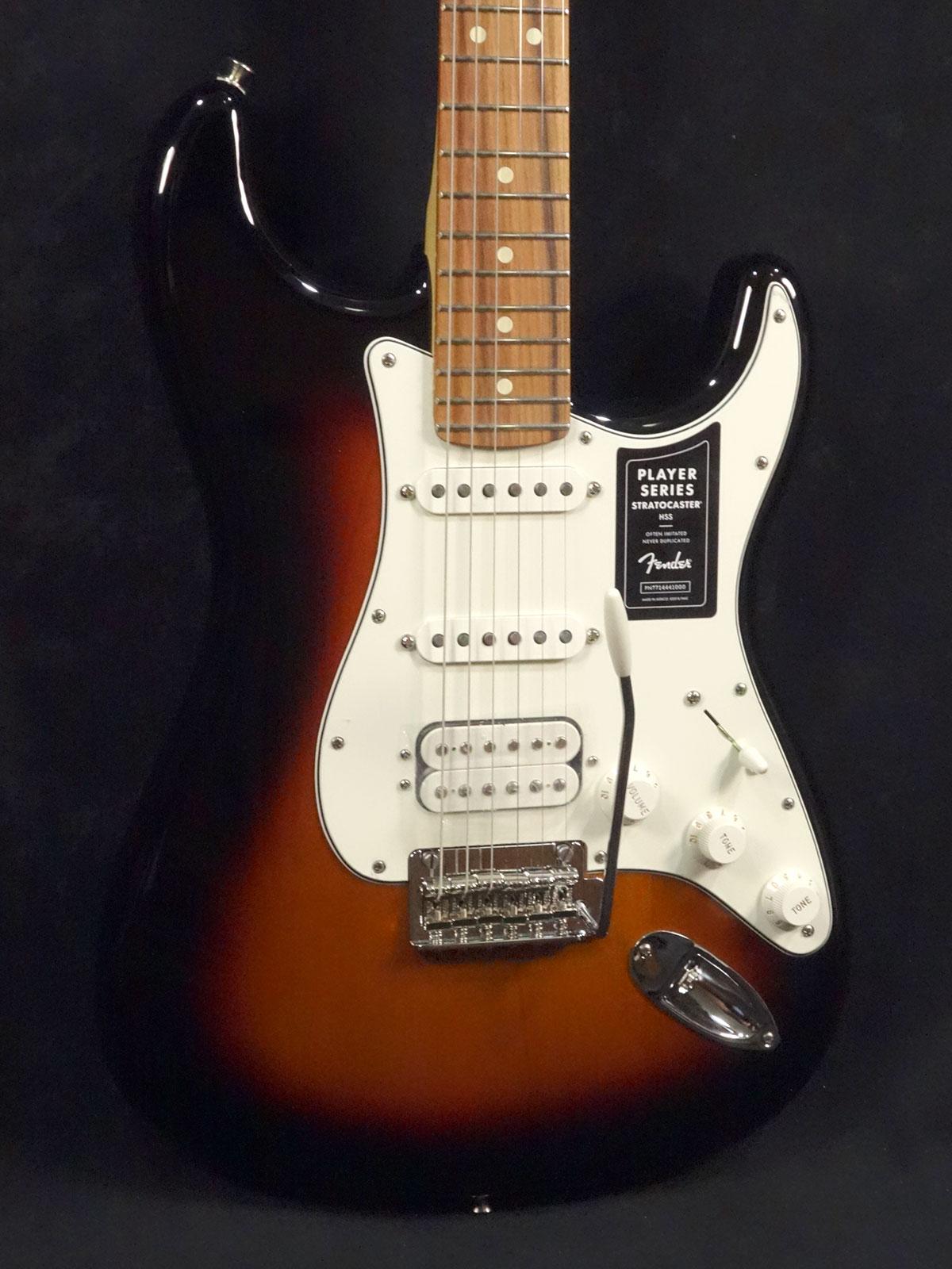 Fender Player Stratocaster HSS Pau Ferro 3-Color Sunburst｜平野 