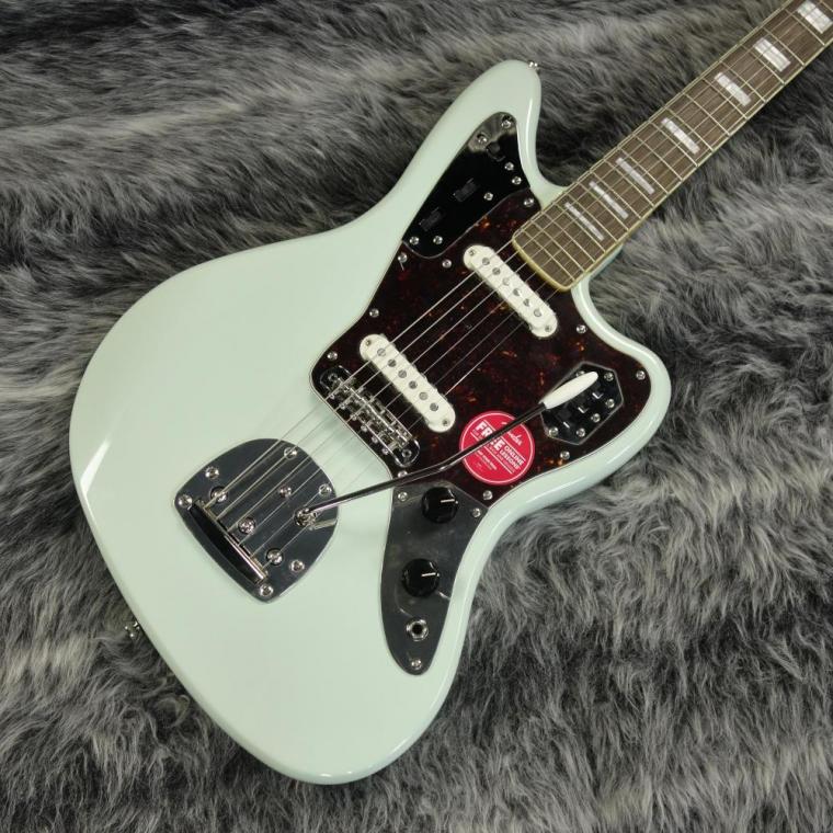 Squier by Fender Classic Vibe '70s Jaguar, Laurel Fingerboard, Surf Green  初心者14点セット 【ヘッドホンアンプ付き】 エレキギター ジャガー スクワイヤー / スクワイア 【WEBSHOP限定】