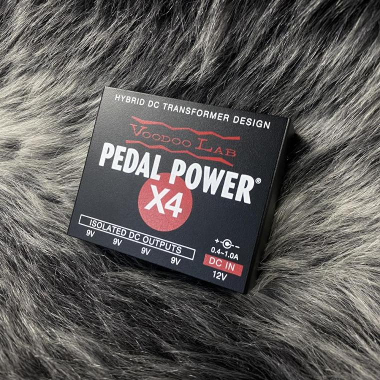Amazon.com: Voodoo Lab Pedal Power X4 Isolated Power Supply : Musical  Instruments